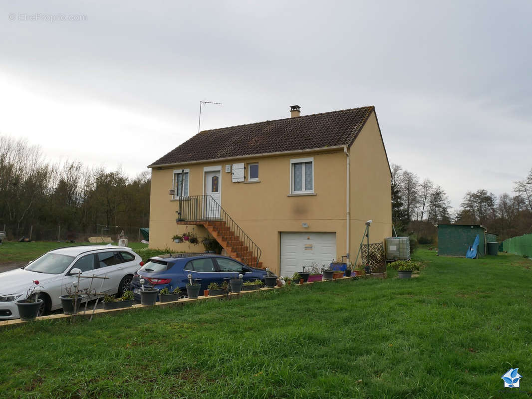 Maison à VALIGNY