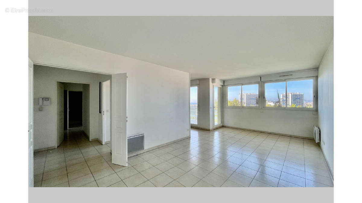 Appartement à MARSEILLE-9E