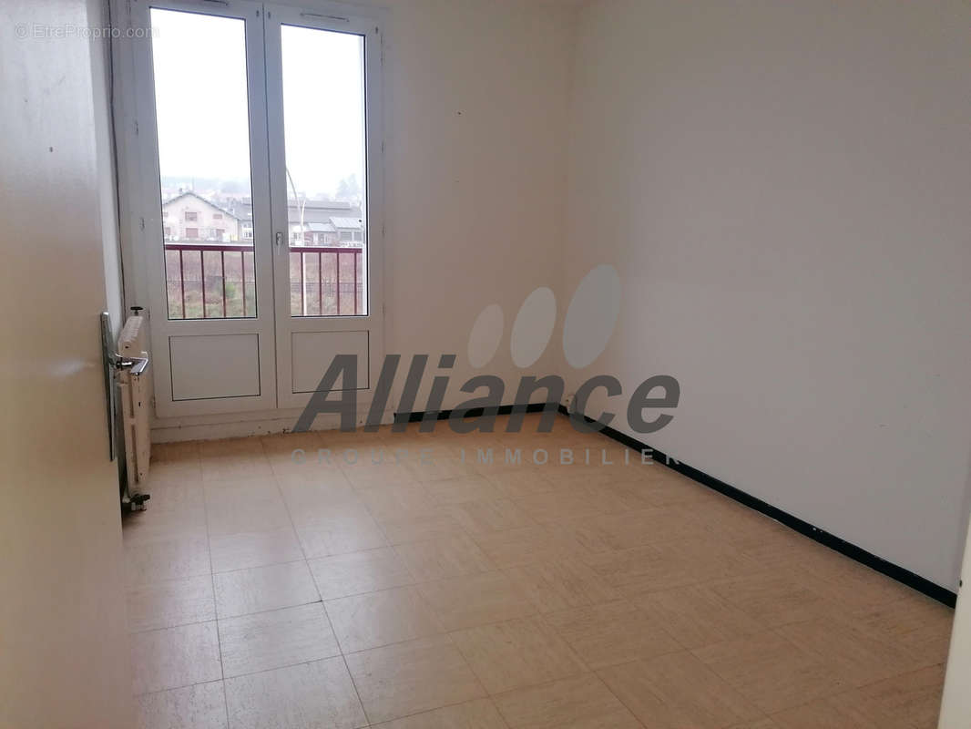 Appartement à LUXEUIL-LES-BAINS