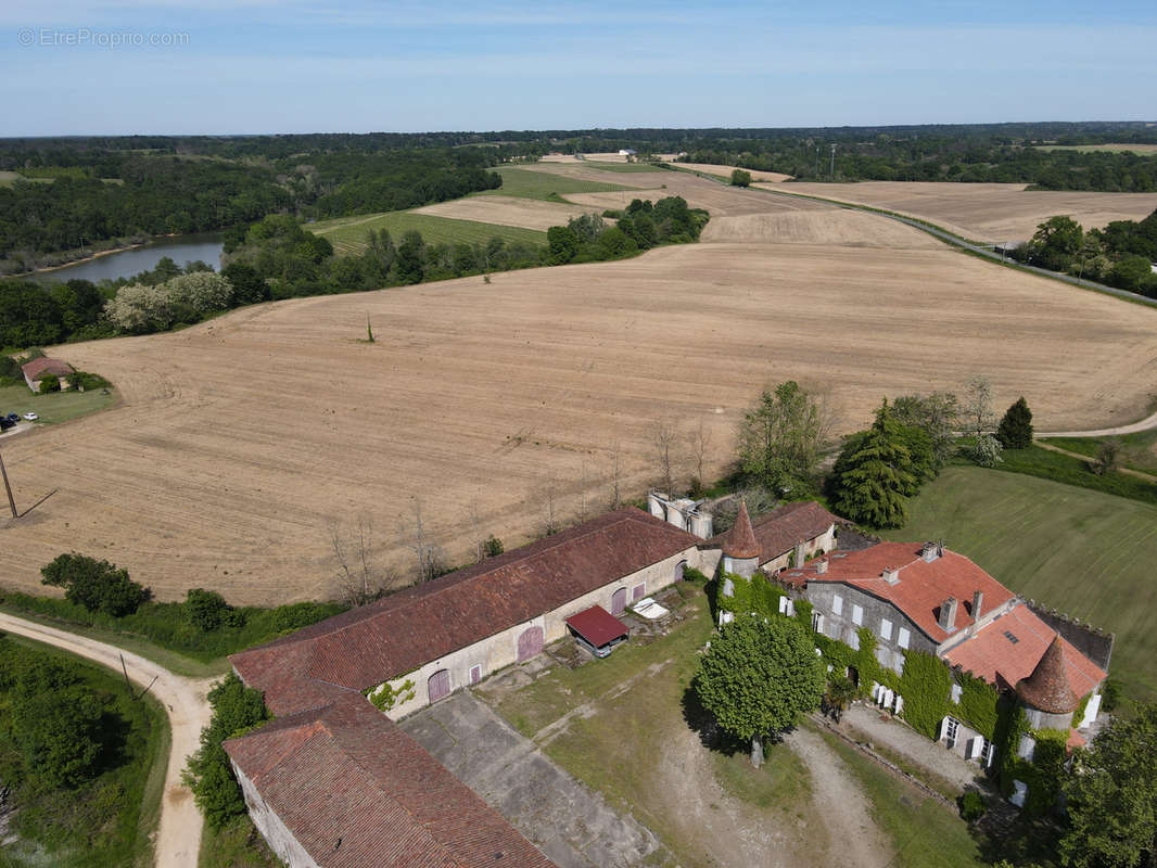 Maison à SAINT-JUSTIN