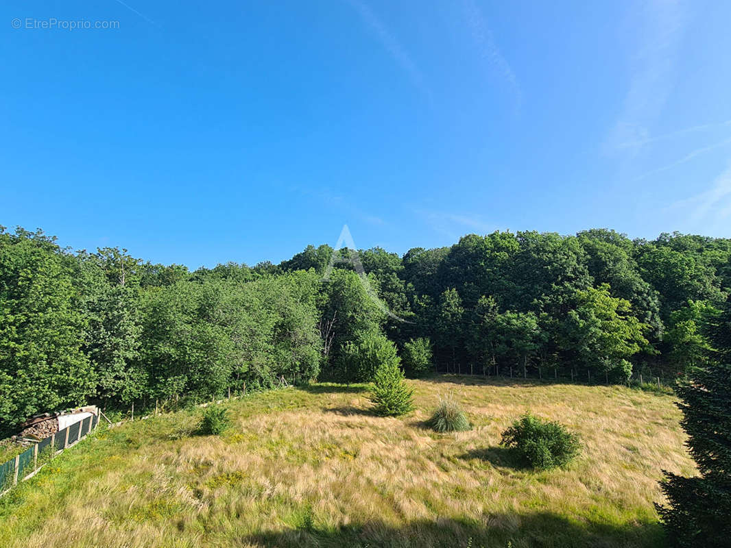 Terrain à GUIGNES