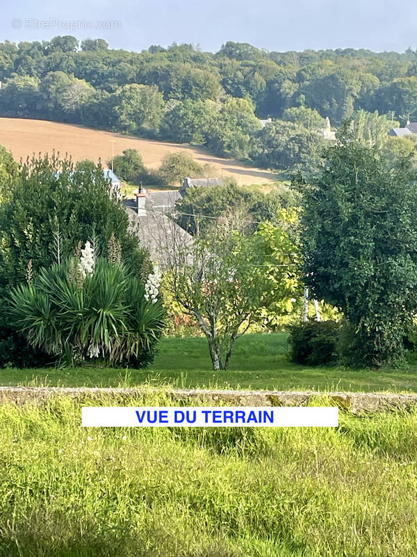 Terrain à HENNEBONT