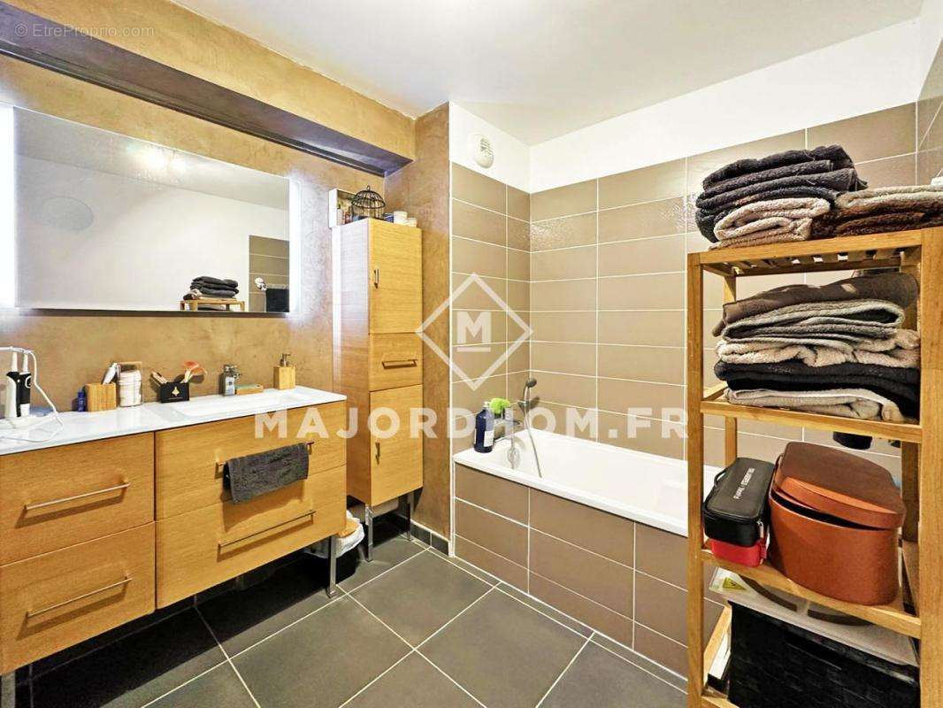 Appartement à MARSEILLE-13E