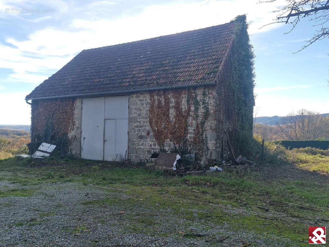 Maison à SAINTE-FEYRE