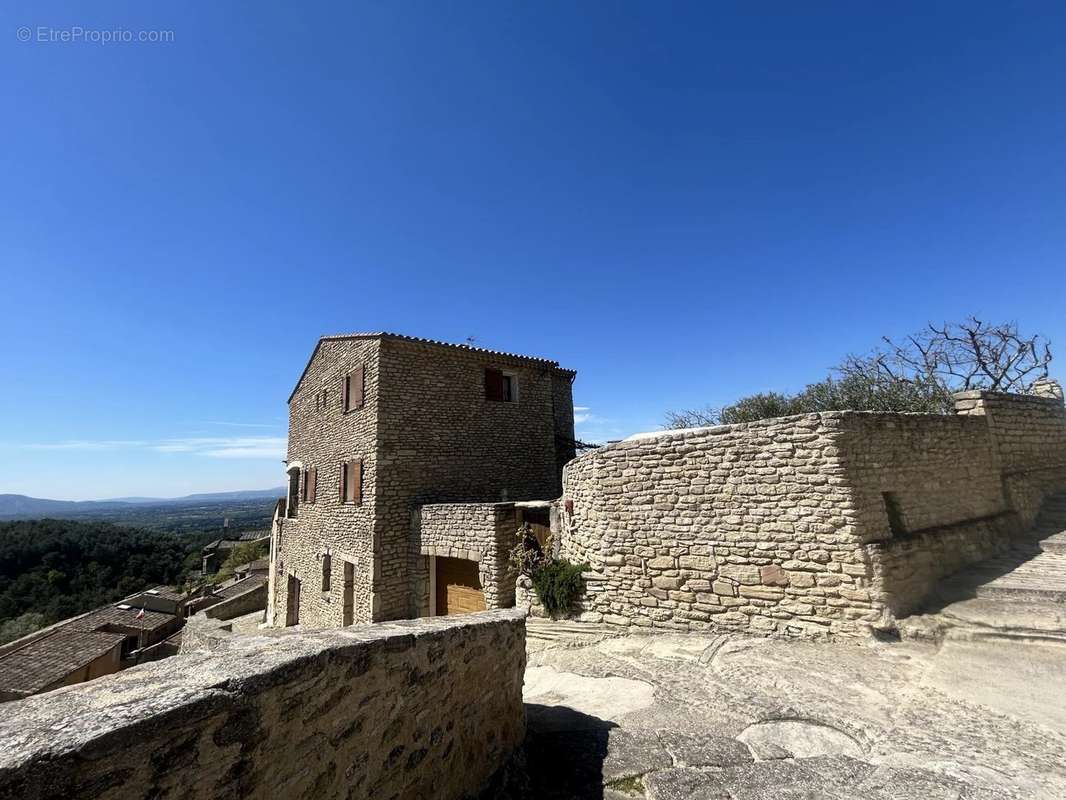 Maison à SAUMANE-DE-VAUCLUSE