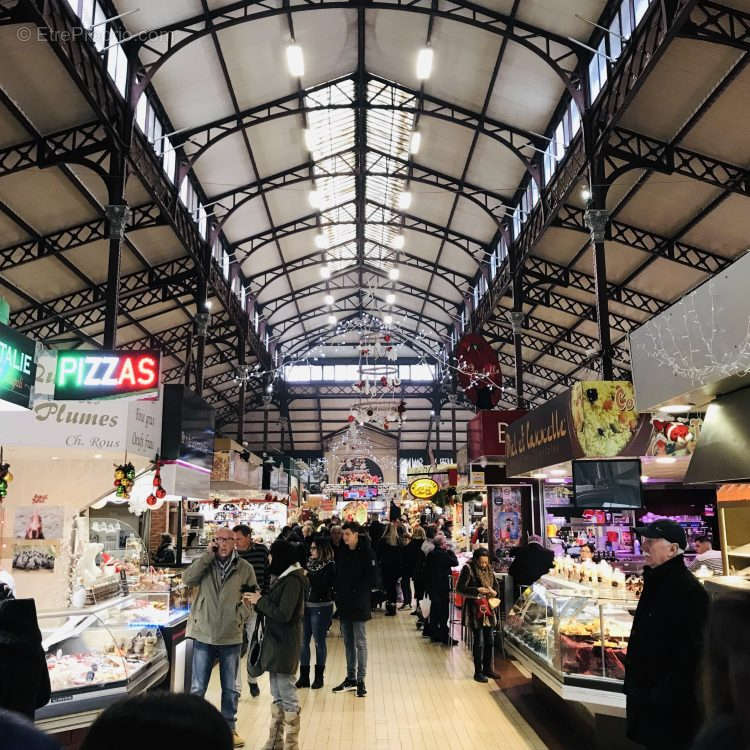 Commerce à NARBONNE