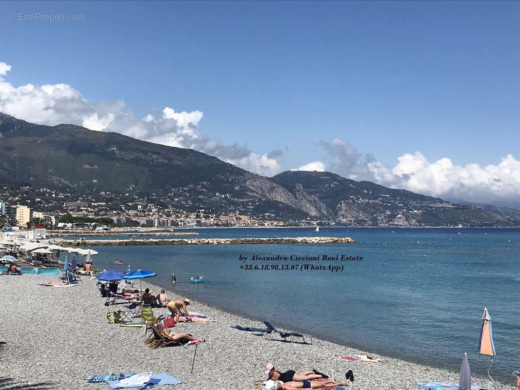 Appartement à ROQUEBRUNE-CAP-MARTIN