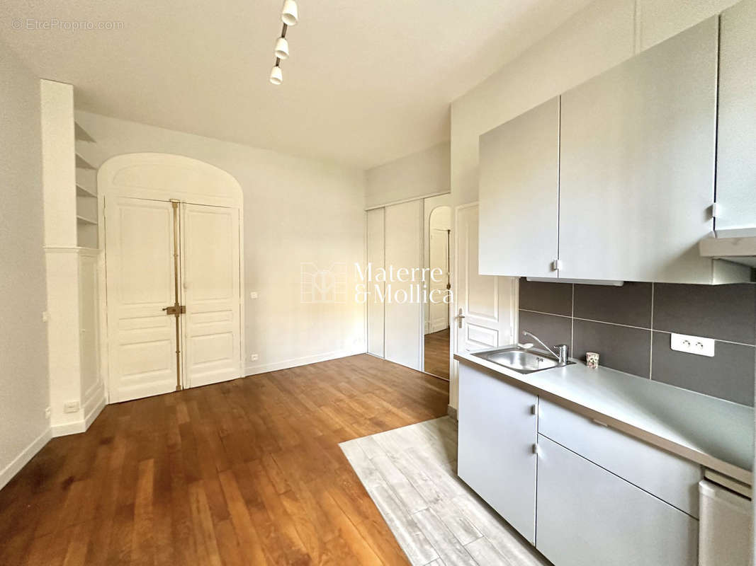 Appartement à PARIS-6E