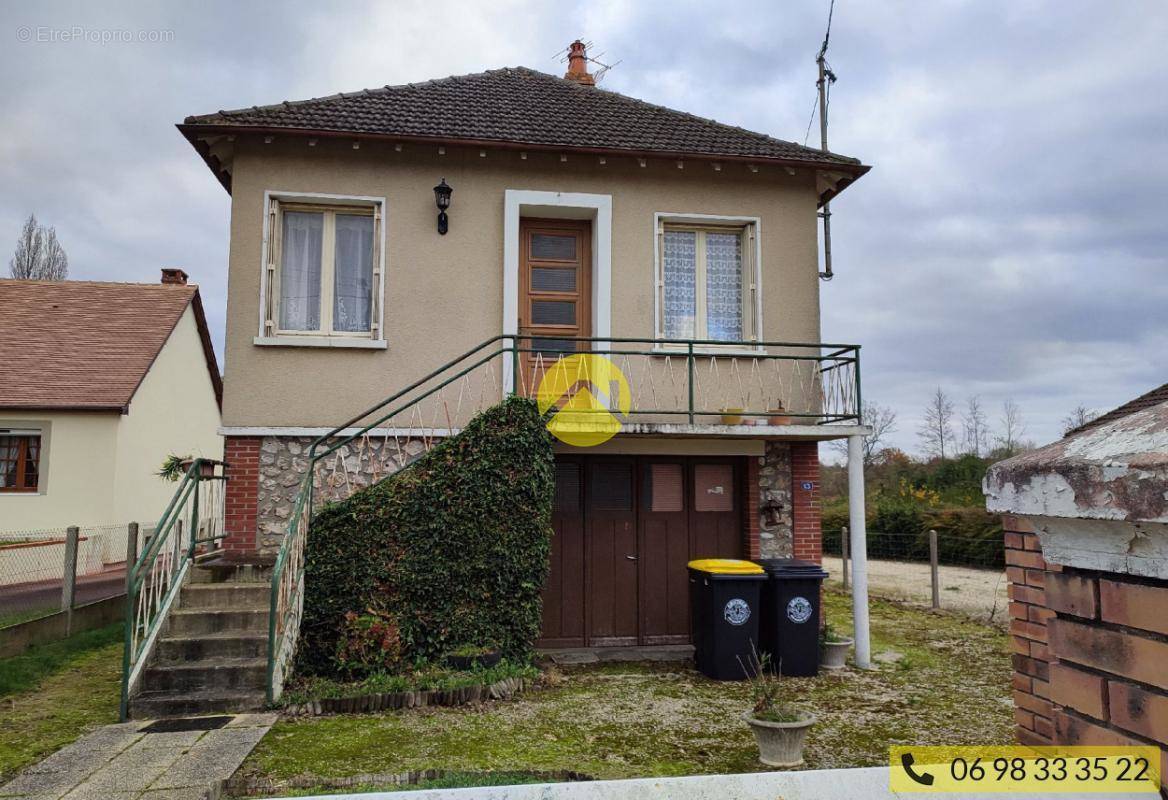 Maison à VAILLY-SUR-SAULDRE