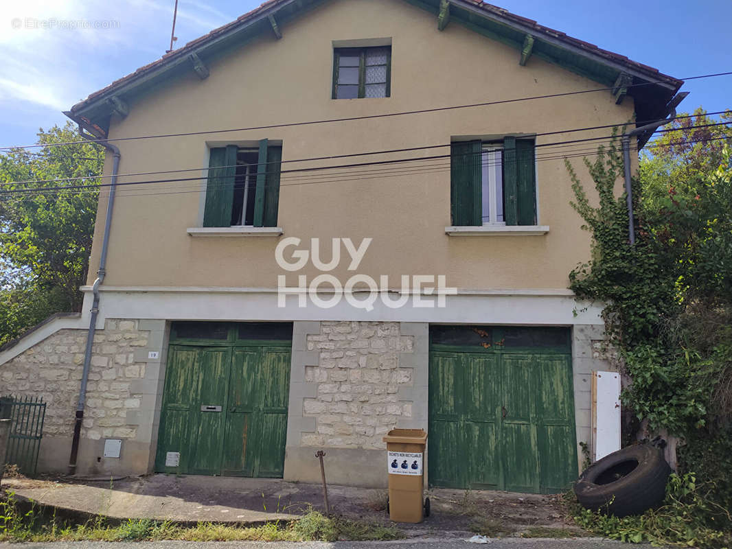 Maison à CAHORS