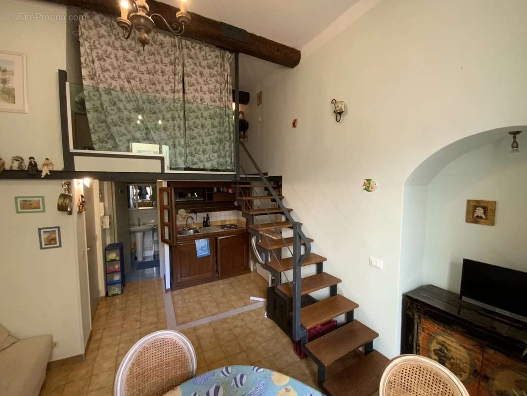 Appartement à MENTON