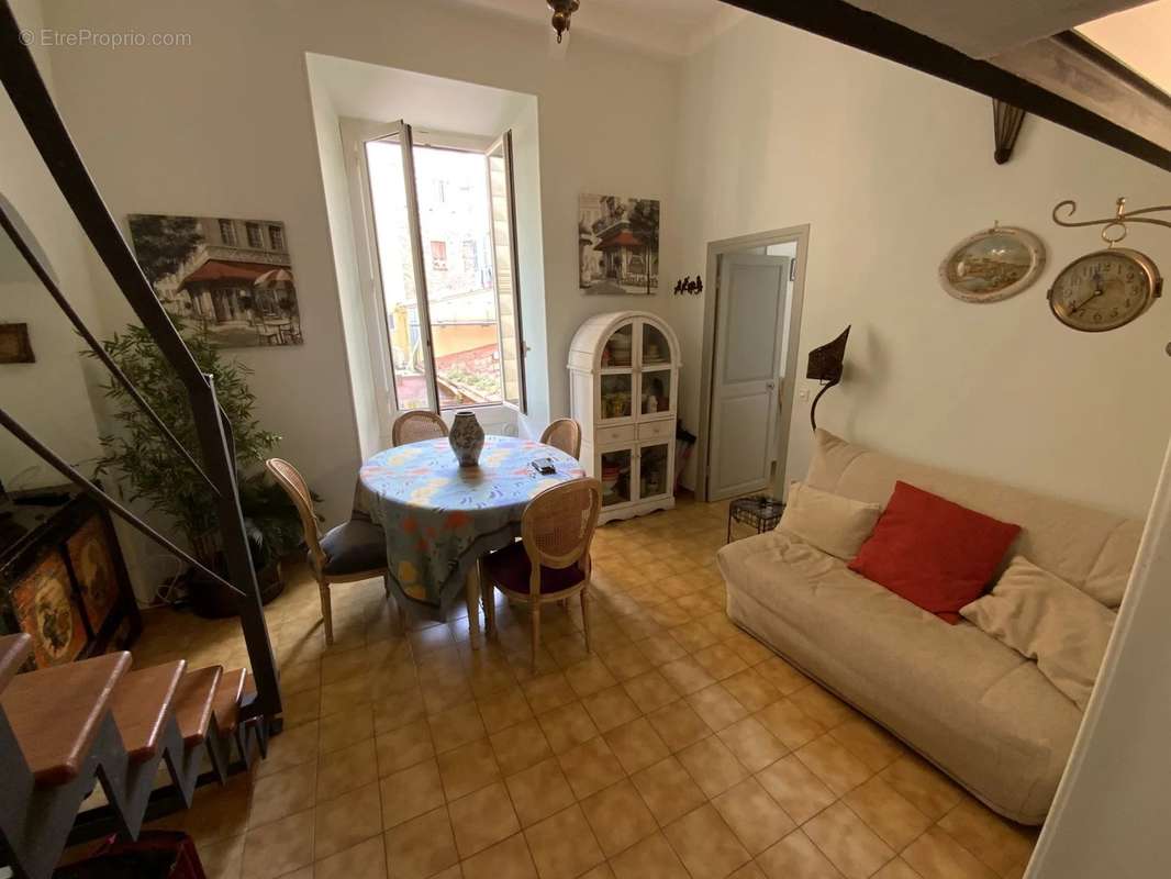 Appartement à MENTON