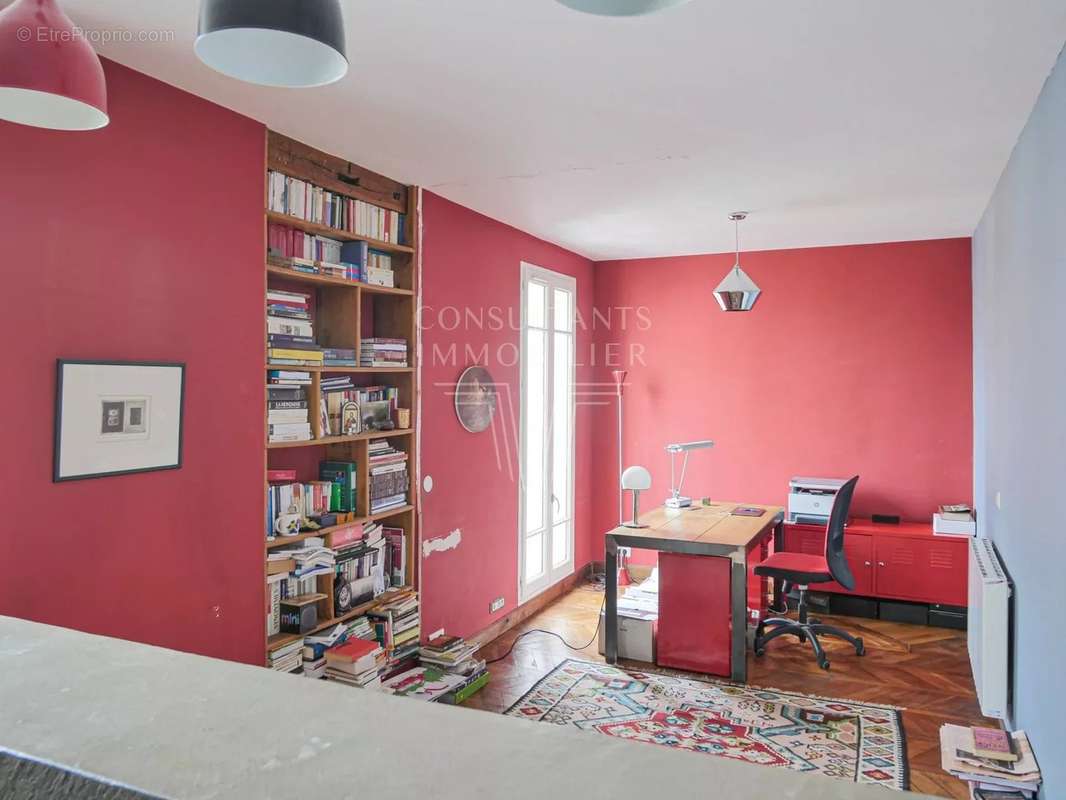 Appartement à NEUILLY-SUR-SEINE