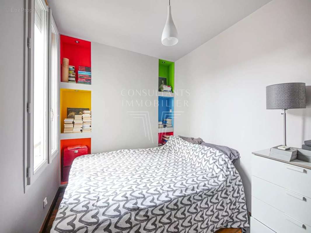 Appartement à NEUILLY-SUR-SEINE