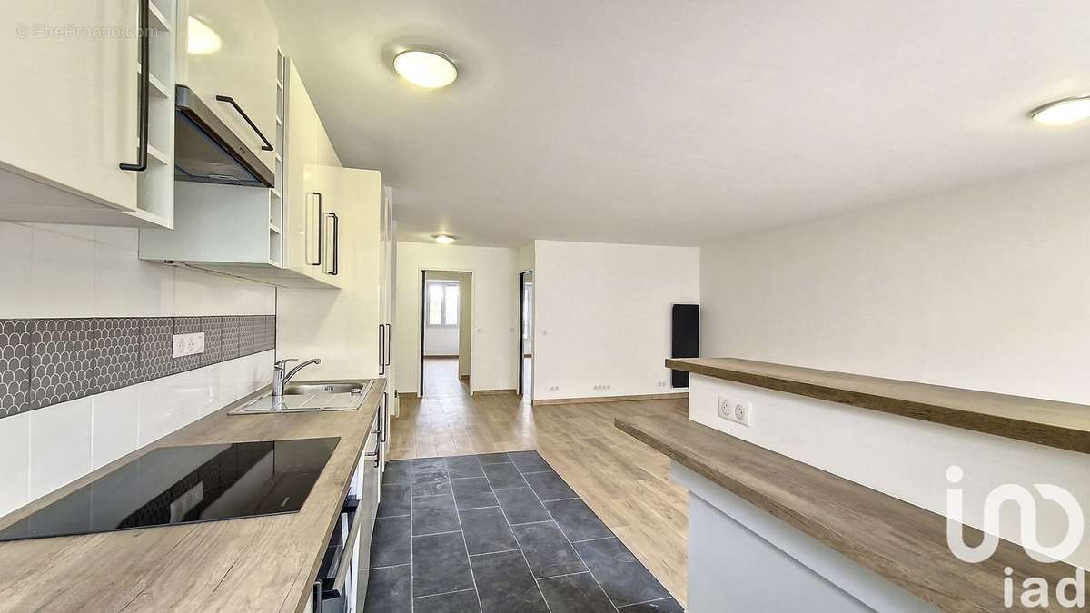 Photo 4 - Appartement à ASNIERES-SUR-SEINE