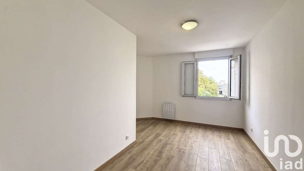 Photo 5 - Appartement à ASNIERES-SUR-SEINE