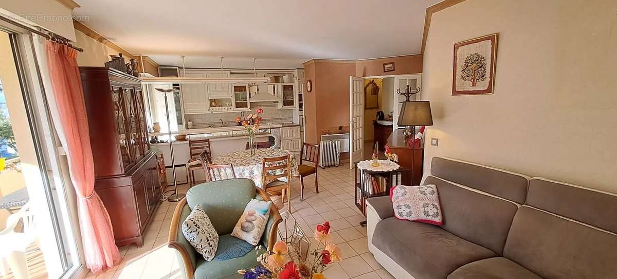 Appartement à CAGNES-SUR-MER