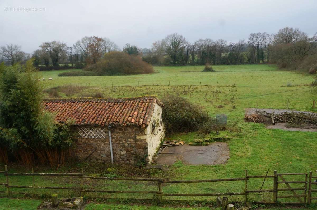 Maison à NEUVY-BOUIN