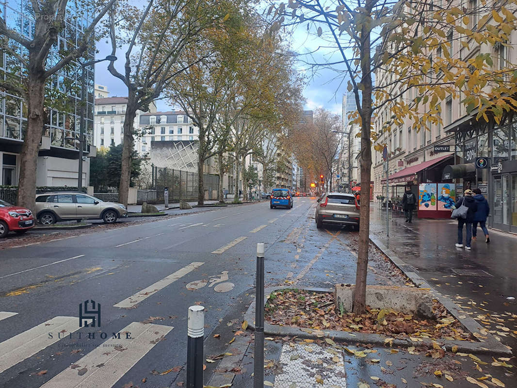 Parking à LYON-6E