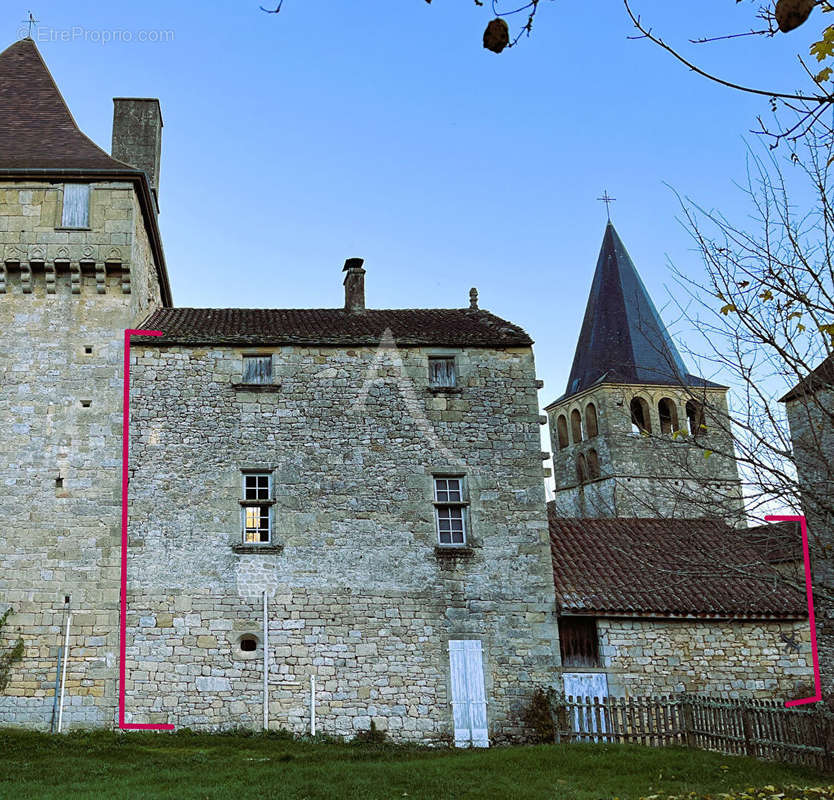 Maison à CAMPAGNAC-LES-QUERCY