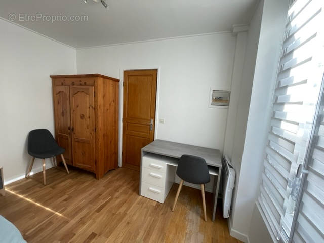 Appartement à BURES-SUR-YVETTE