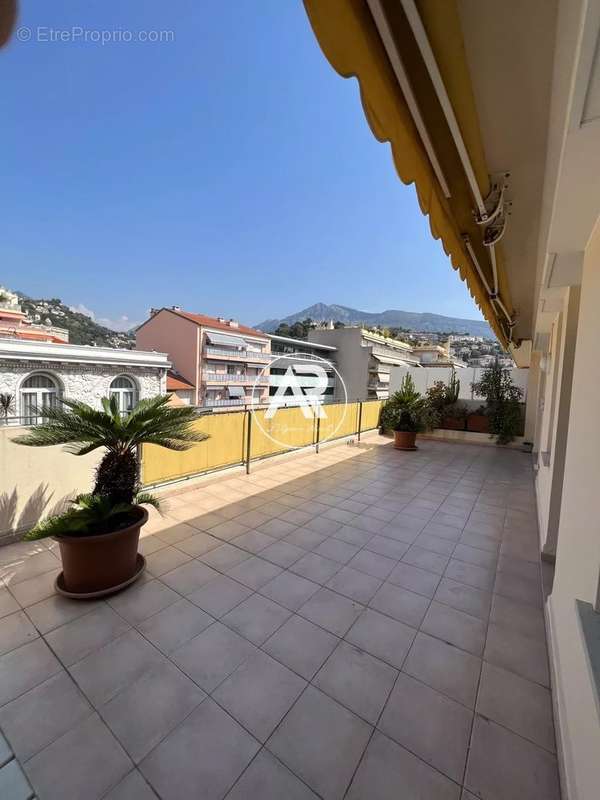 Appartement à MENTON