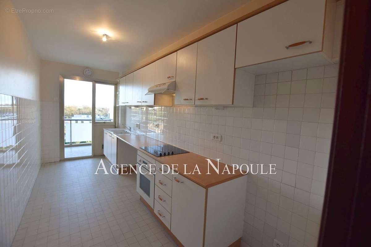 Appartement à MANDELIEU-LA-NAPOULE