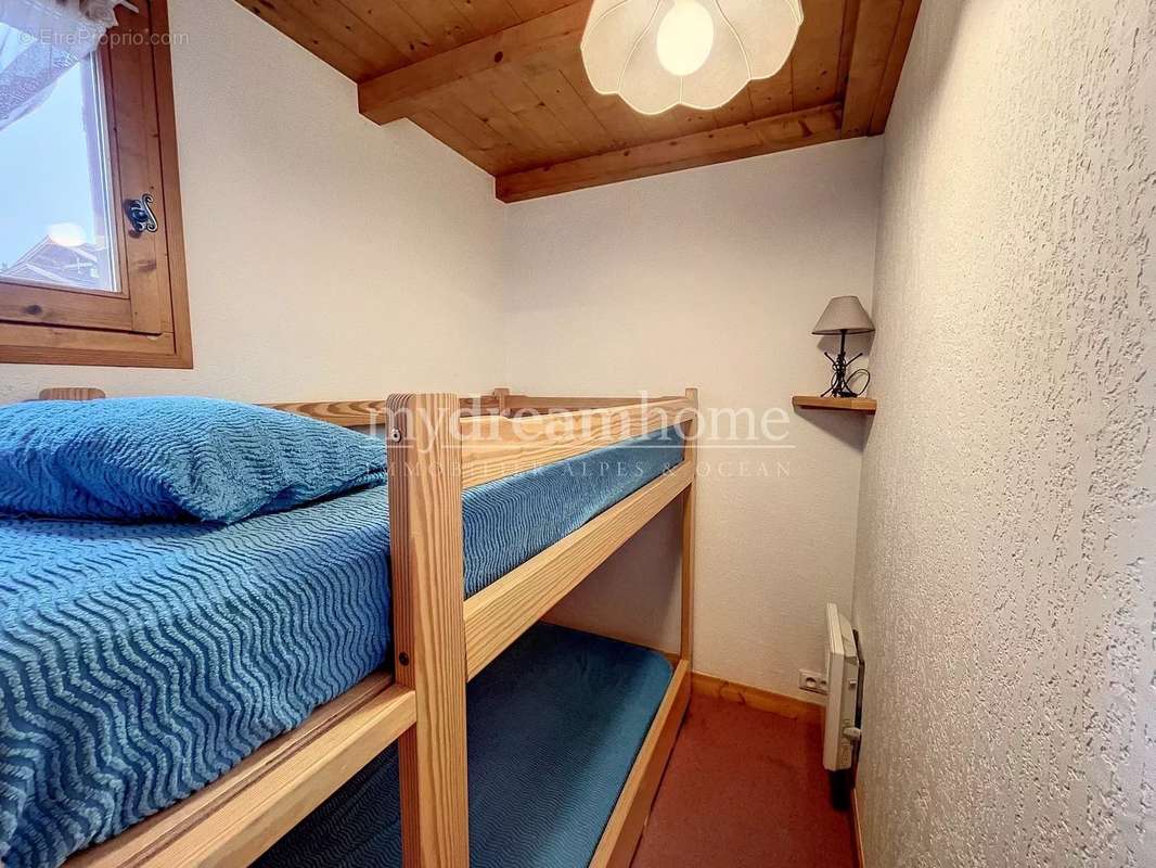 Appartement à CREST-VOLAND