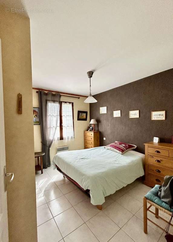 Appartement à SALIGNAC-EYVIGUES