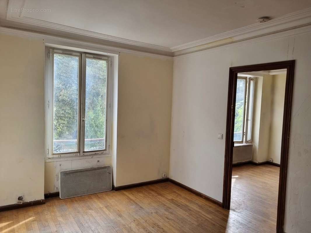 Appartement à LE PERREUX-SUR-MARNE