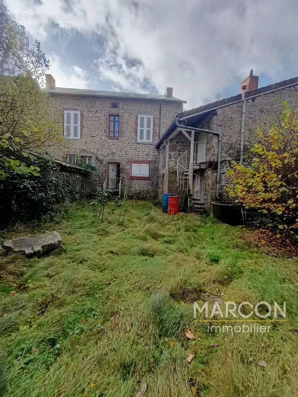 Maison à SAINT-HILAIRE-LE-CHATEAU