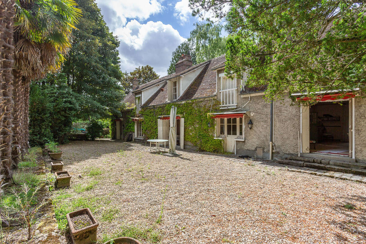 Maison à SAINT-MERY