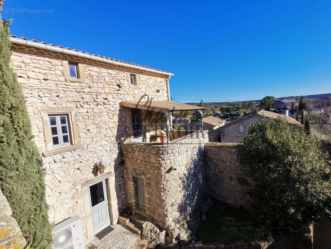 Maison à UZES