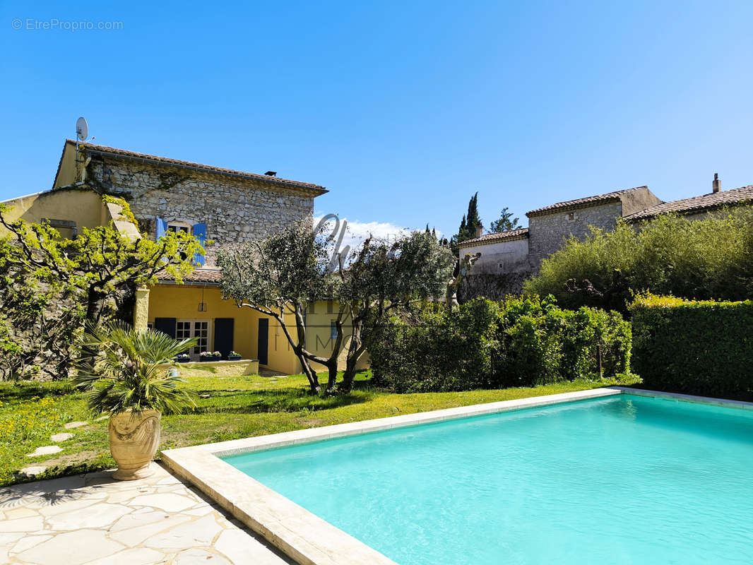 Maison à UZES