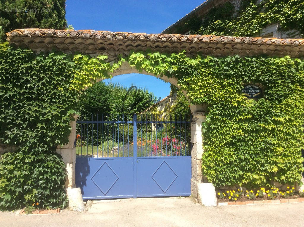 Maison à UZES