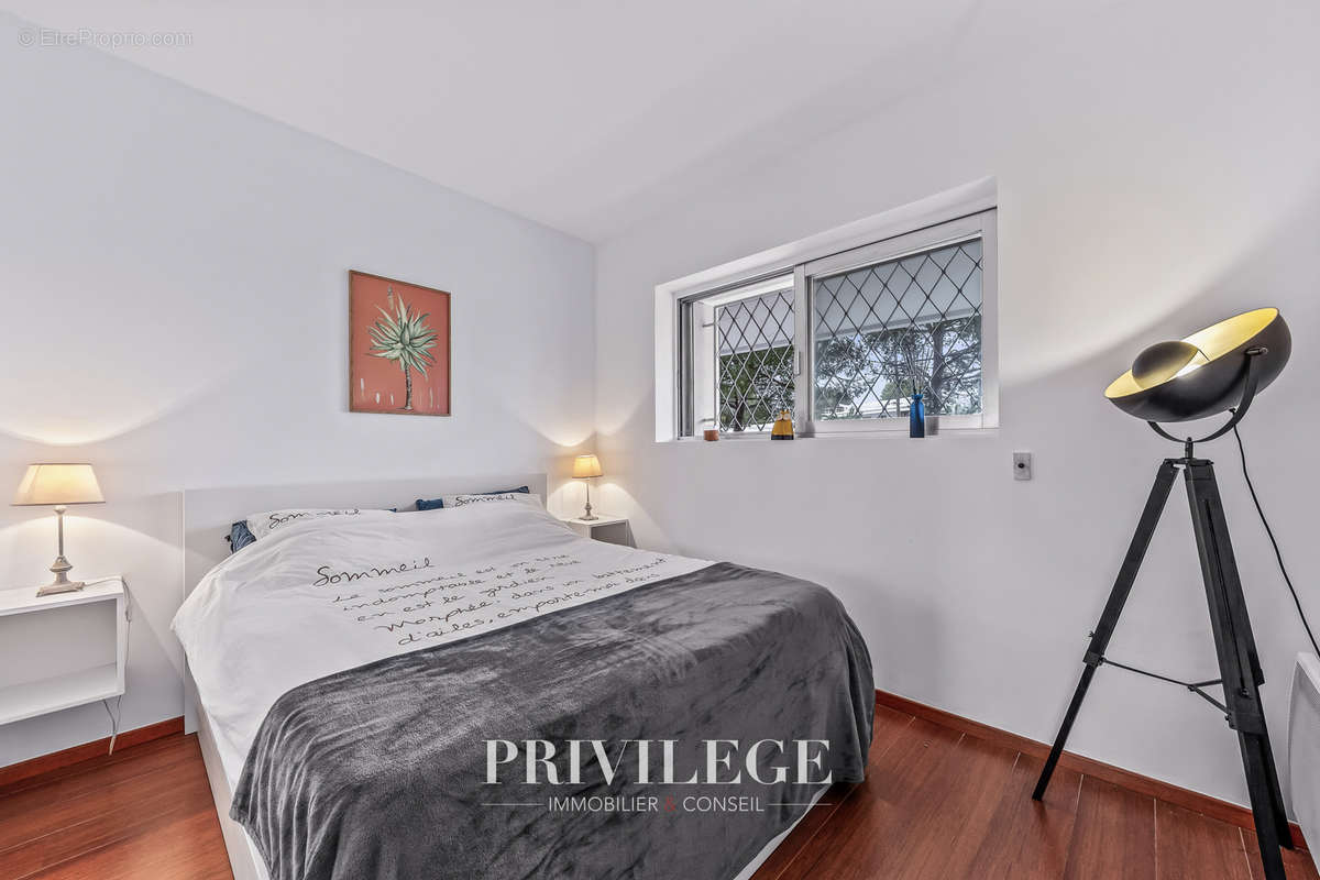 Appartement à VILLENEUVE-LOUBET