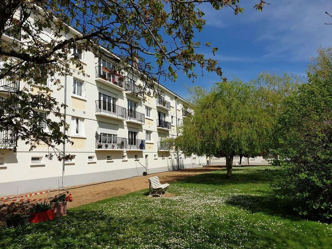 Appartement à CHAMBRAY-LES-TOURS