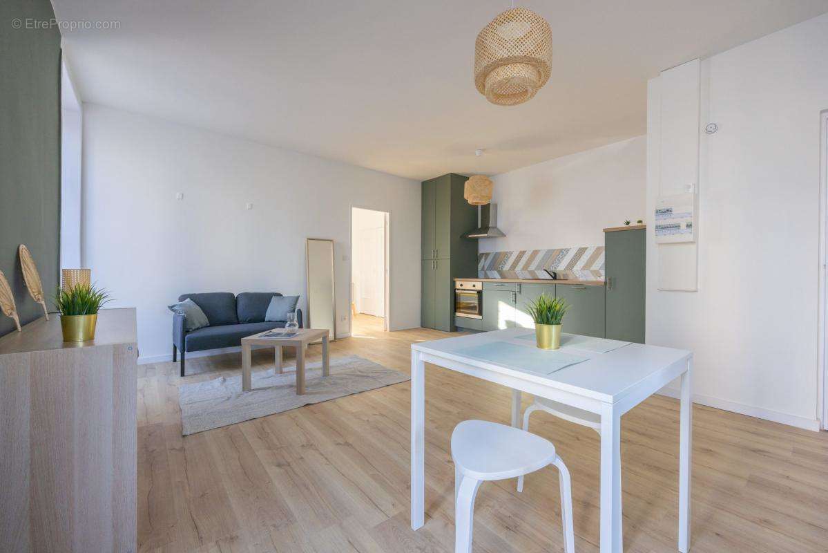 Appartement à NANTES