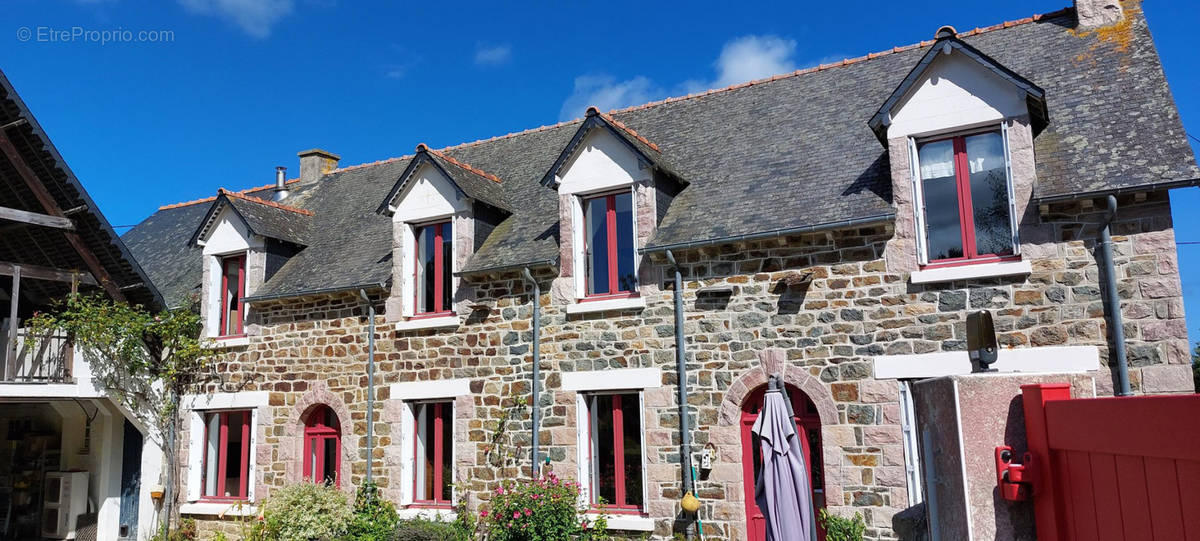 Maison à PLANGUENOUAL