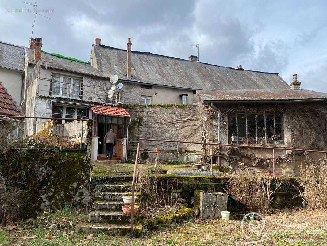 Maison à LIERNAIS