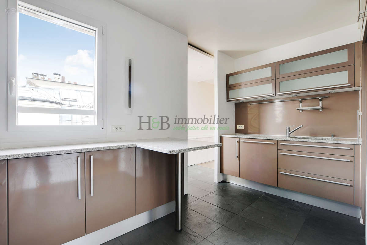 Appartement à PARIS-12E