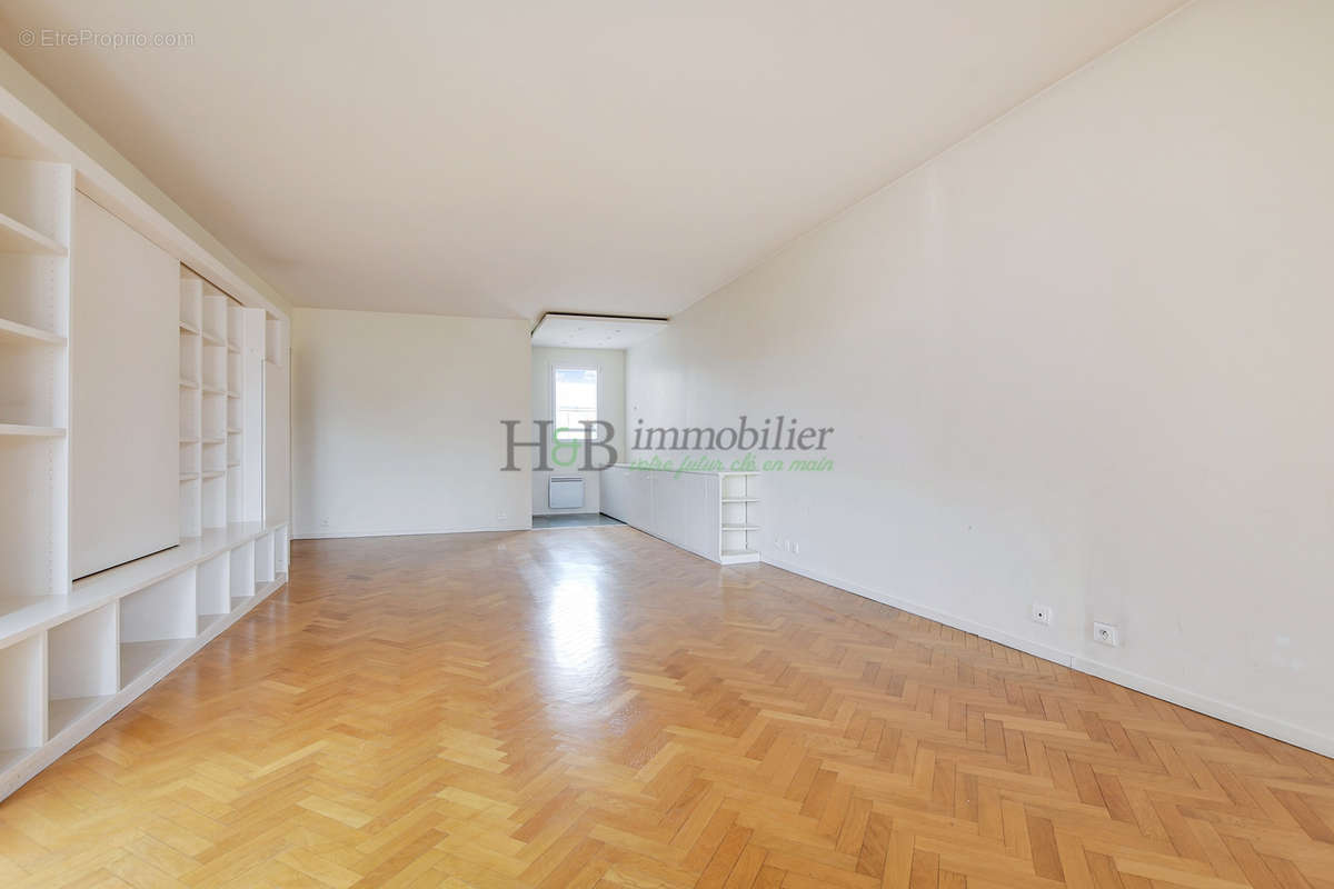 Appartement à PARIS-12E