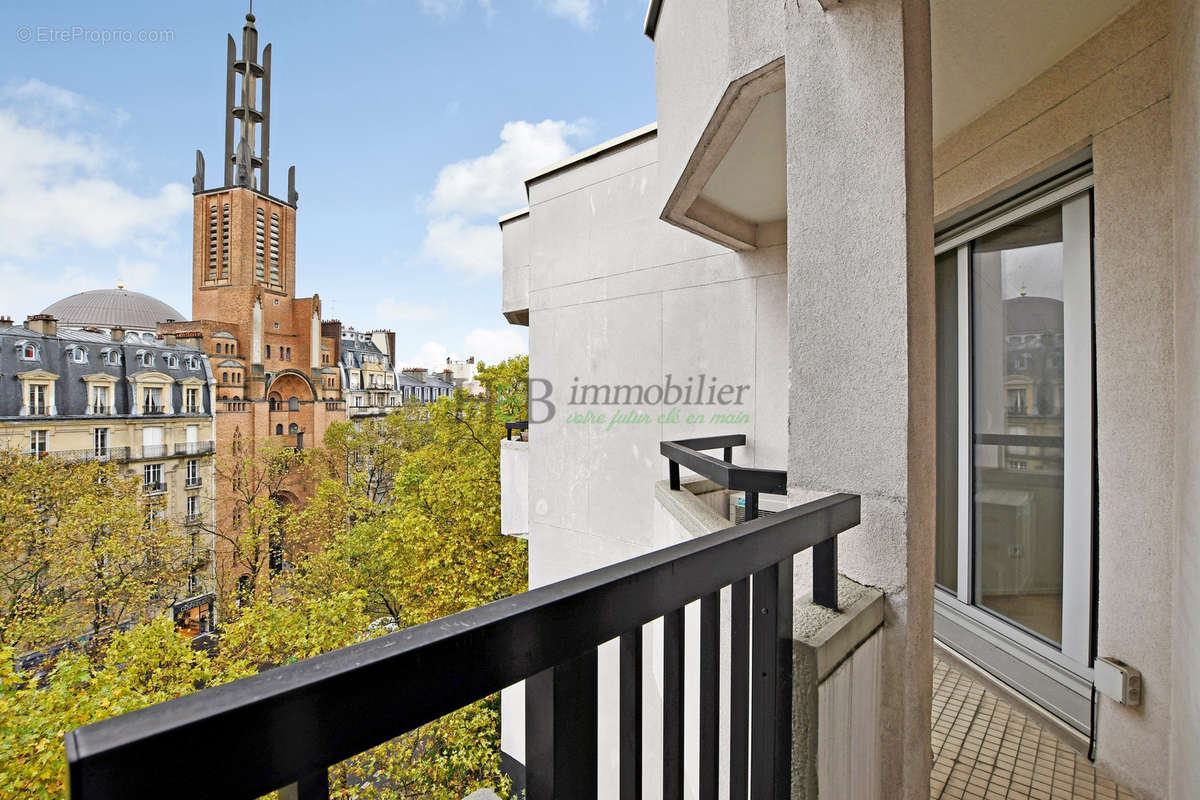 Appartement à PARIS-12E