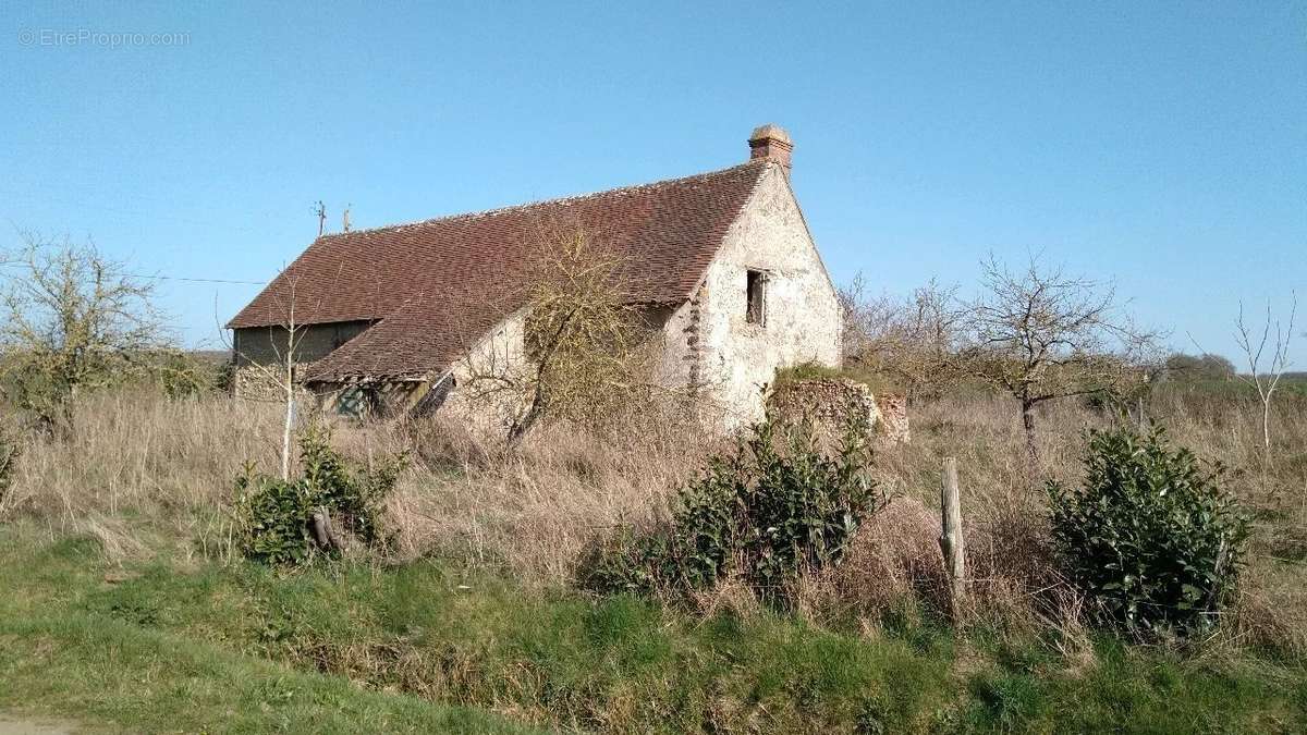 Maison à LA SAUCELLE