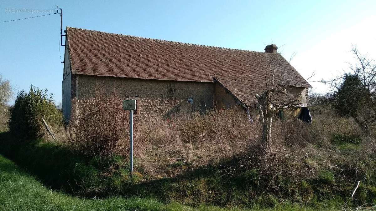 Maison à LA SAUCELLE