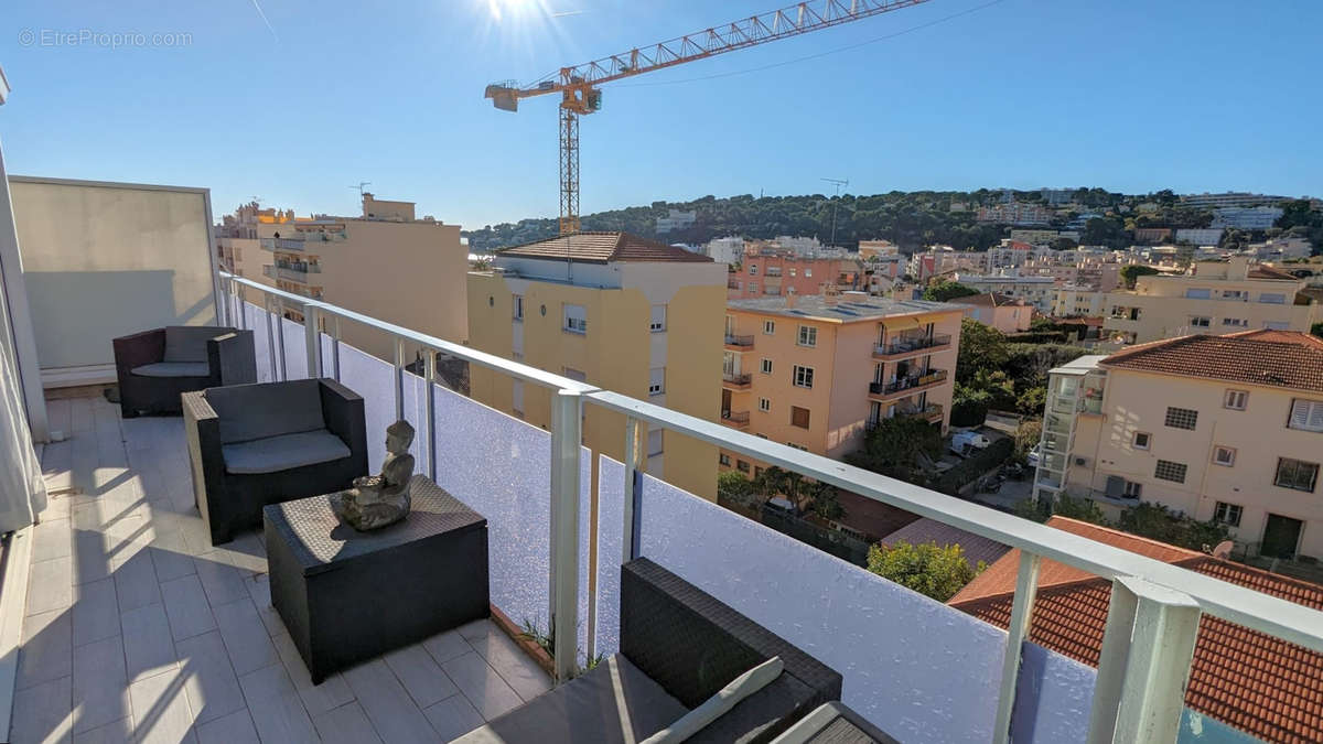 Appartement à ROQUEBRUNE-CAP-MARTIN