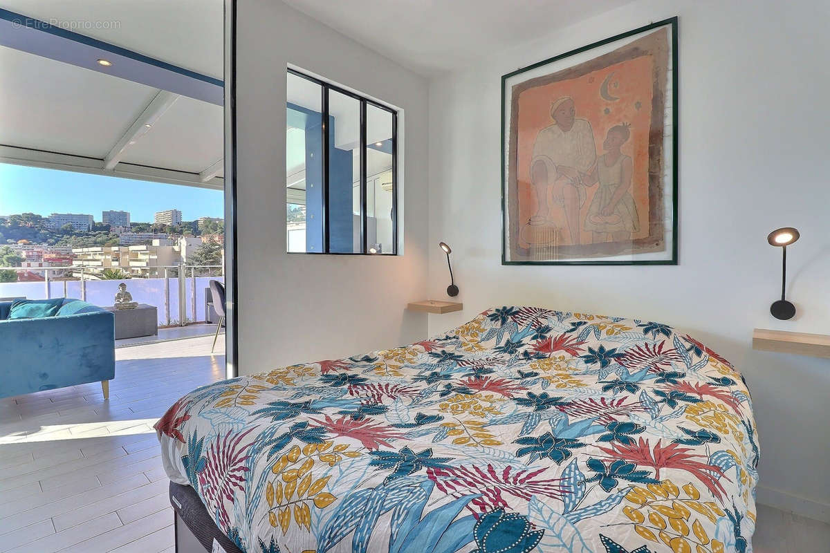 Appartement à ROQUEBRUNE-CAP-MARTIN