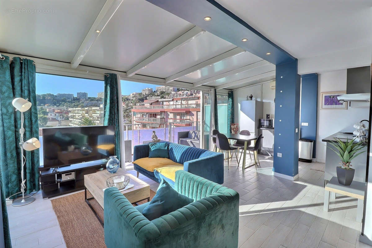 Appartement à ROQUEBRUNE-CAP-MARTIN