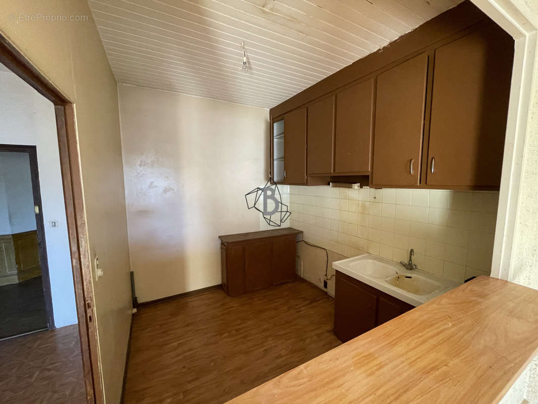 Appartement à REQUISTA