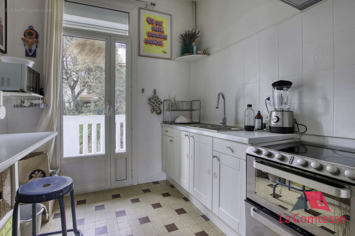 Appartement à MARSEILLE-8E